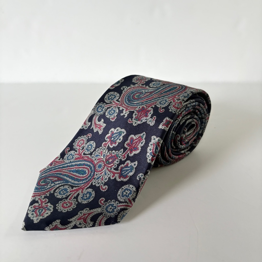 Vintage Bert Pulitzer 100% Silk Navy Paisley Tie Classic Preppy Ivy League